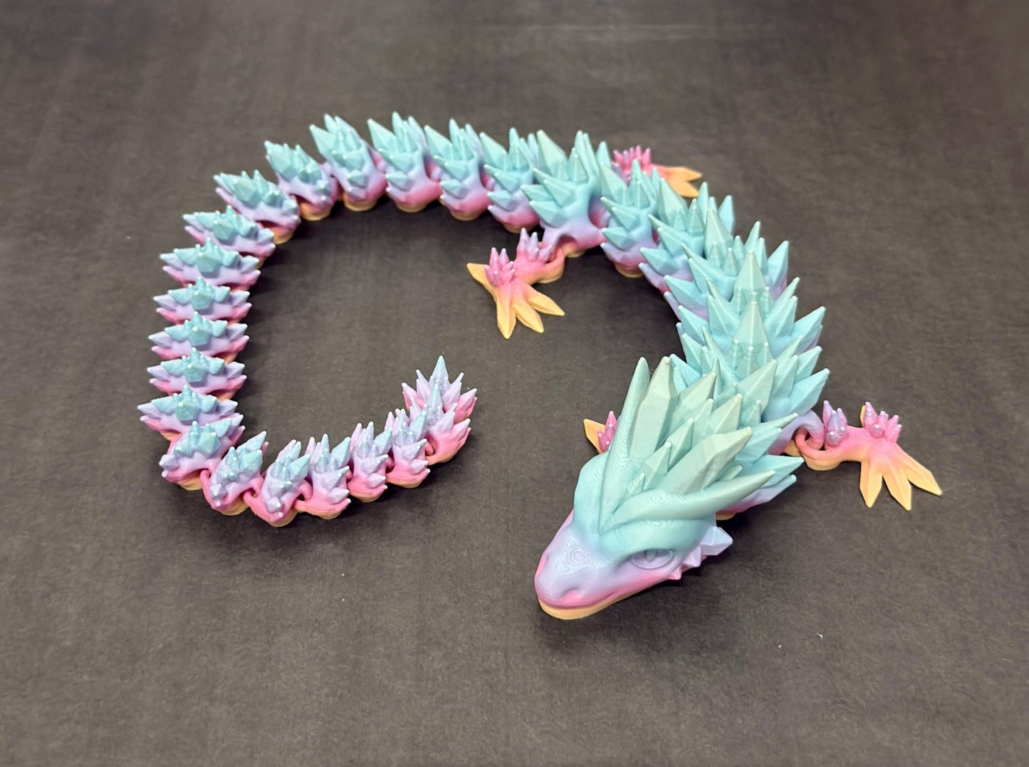 2 - LAATU - 3D - Tulostettu "Pentti" Fidget Lohikäärme, Sateenkaari - PRINT NORDICA