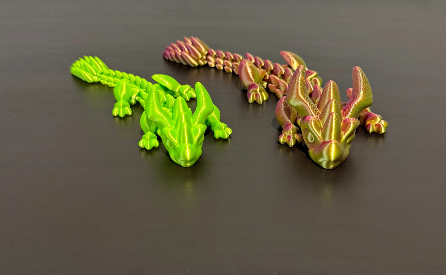 DRAGONIX - "Tarmo" Fidget lohikäärme 15/19/25cm PRINT NORDICA OY