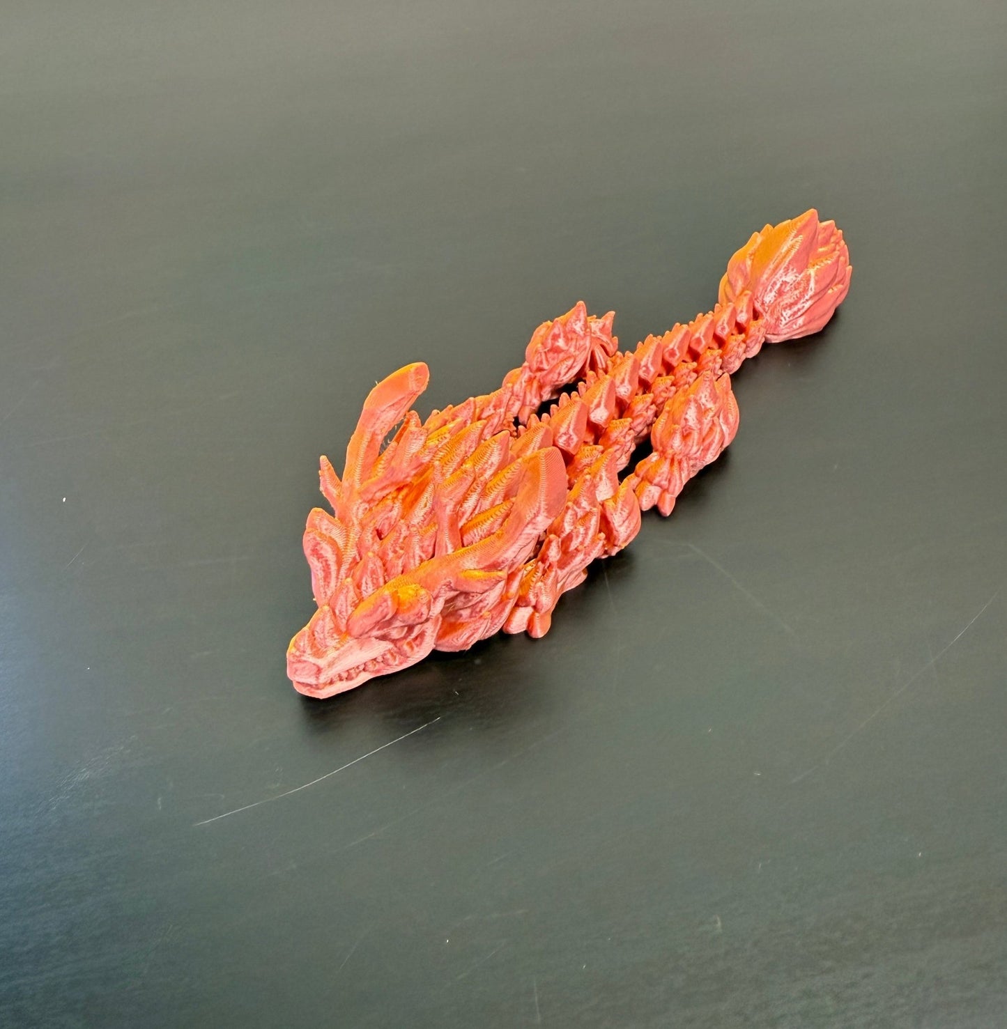 DRAGONIX - "Artsi" Fidget lohikäärme 15/19/25cm (metallihohto) - PRINT NORDICA