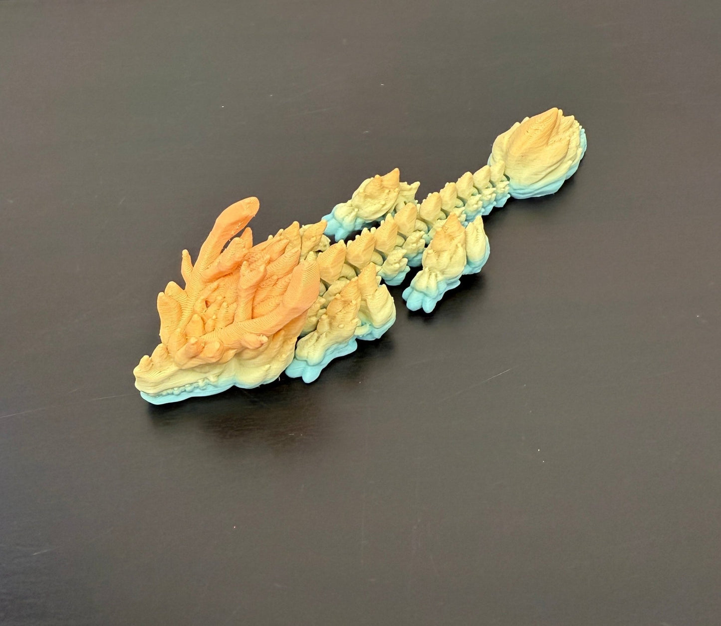 DRAGONIX - "Artsi" Fidget lohikäärme 15/19/25cm (metallihohto) - PRINT NORDICA