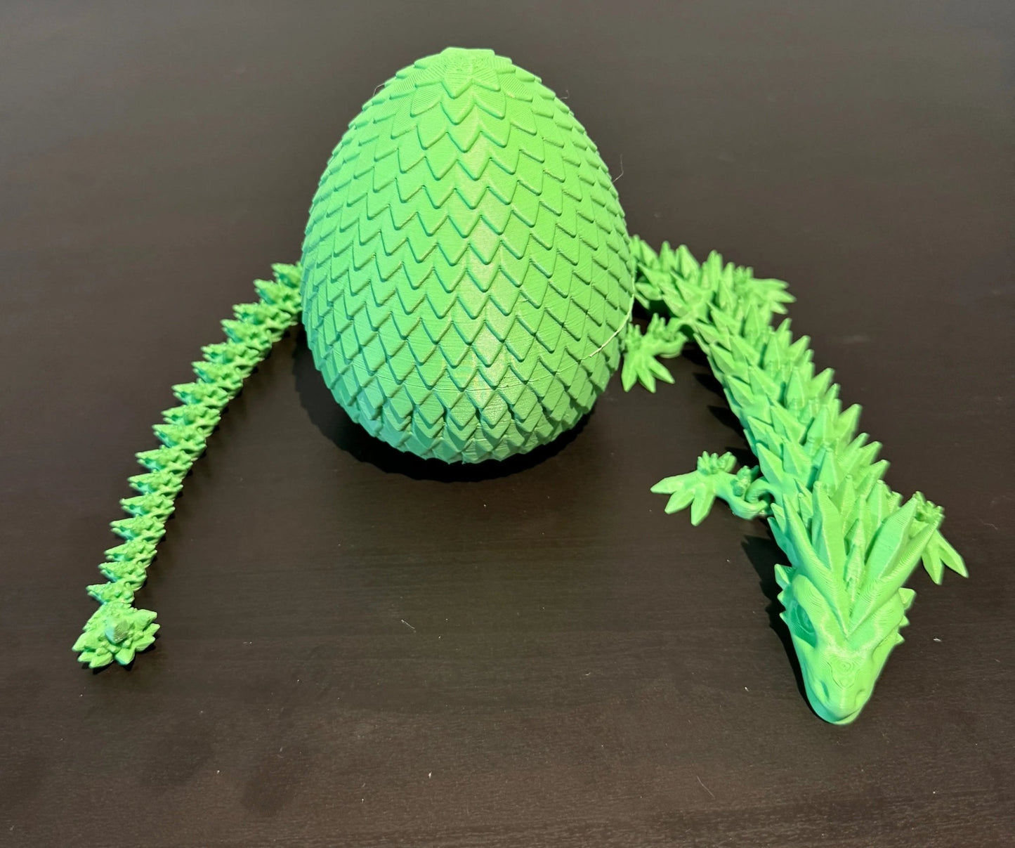 DRAGONIX - "Pentti" Fidget Lohikäärme 46 cm ja 75 cm (yksivärinen) - PRINT NORDICA