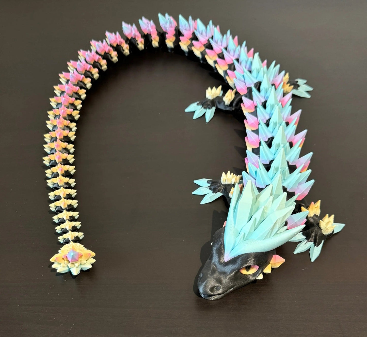 DRAGONIX - "Pentti" Fidget Lohikäärme 46/75cm (kaksivärinen) - PRINT NORDICA