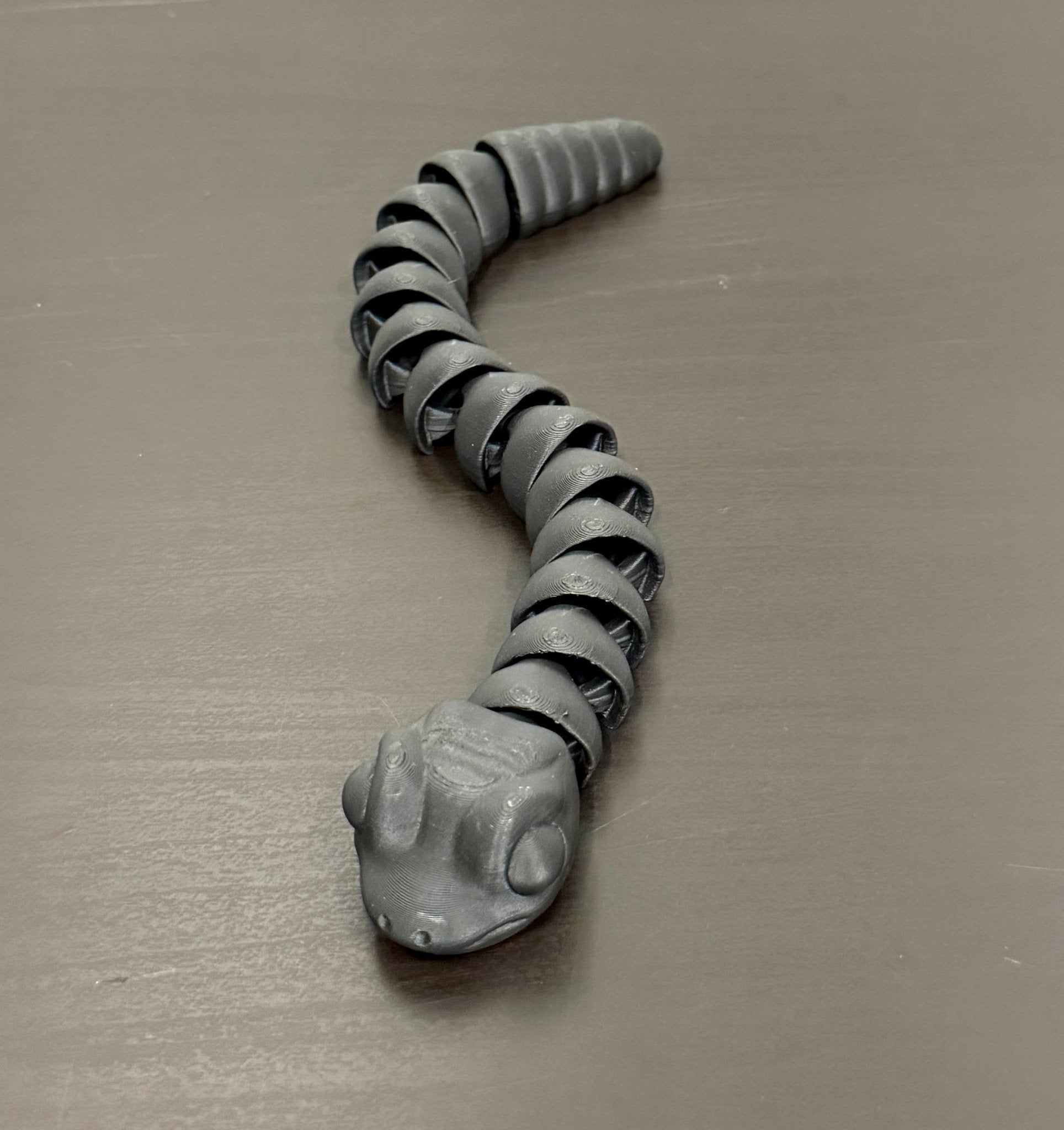 3D - Tulostettu DRAGONIX - Fidget Flexi Mato 25cm - PRINT NORDICA