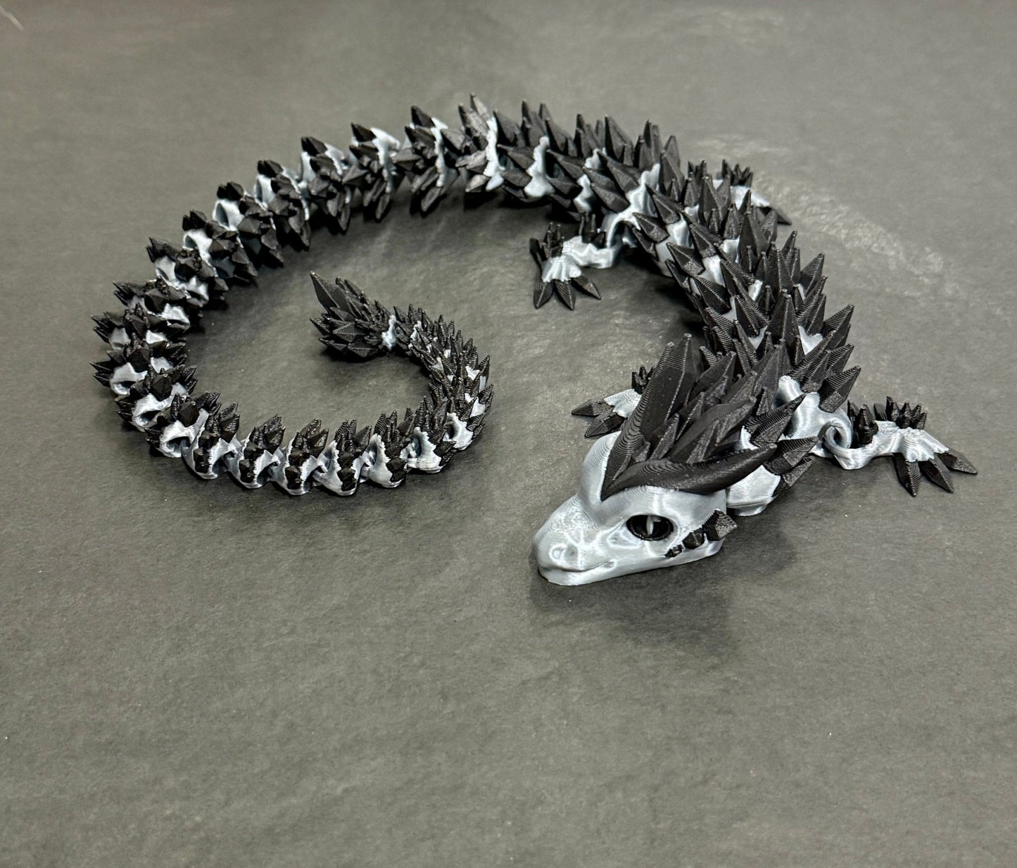 3D - Tulostettu DRAGONIX - "Pentti" Fidget Lohikäärme 46cm/75cm - PRINT NORDICA