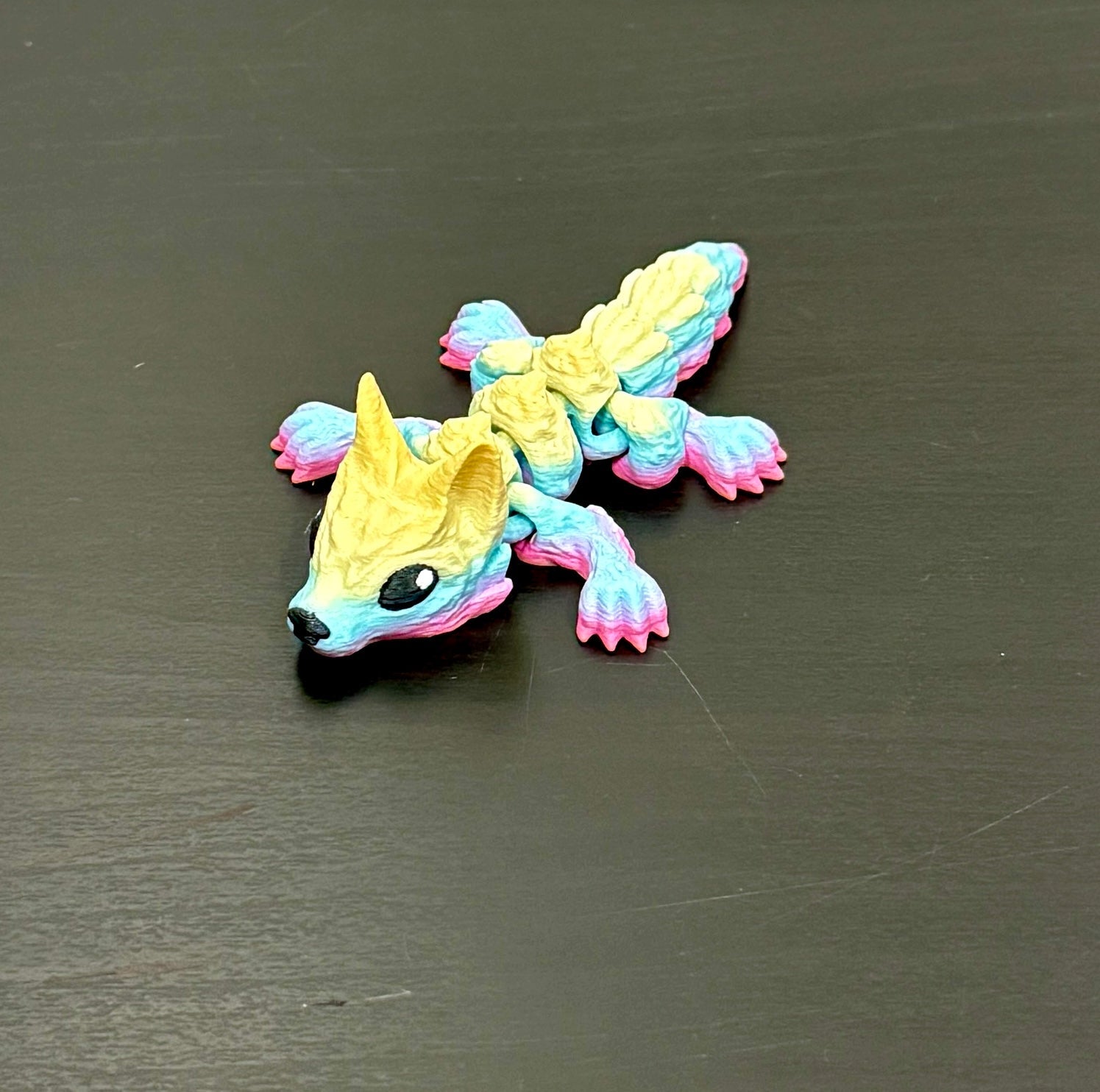 3D - Tulostettu DRAGONIX - "Urho" Fidget Susi 15 cm - PRINT NORDICA