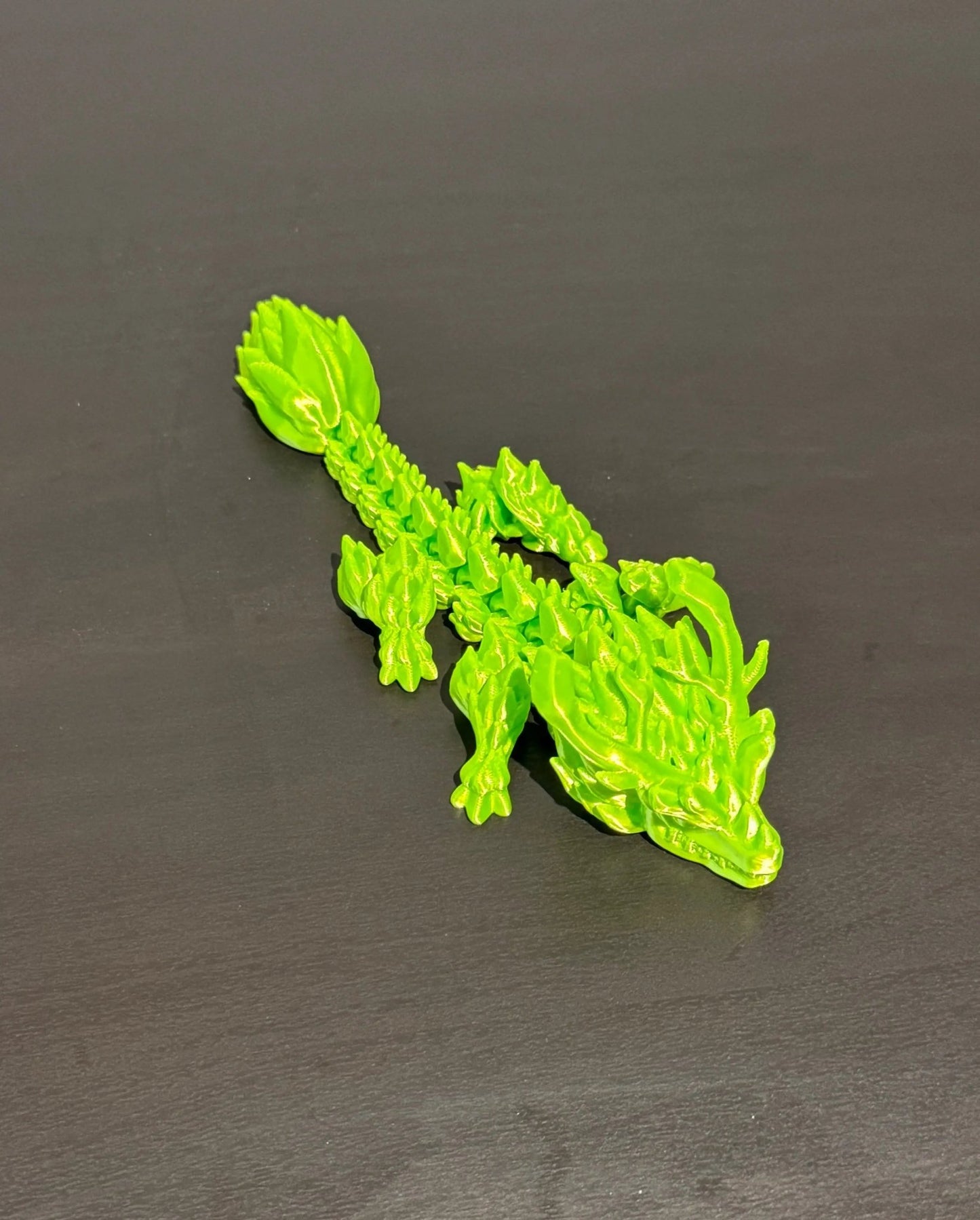 DRAGONIX - "Artsi" Fidget lohikäärme 15/19/25cm (metallihohto) - PRINT NORDICA