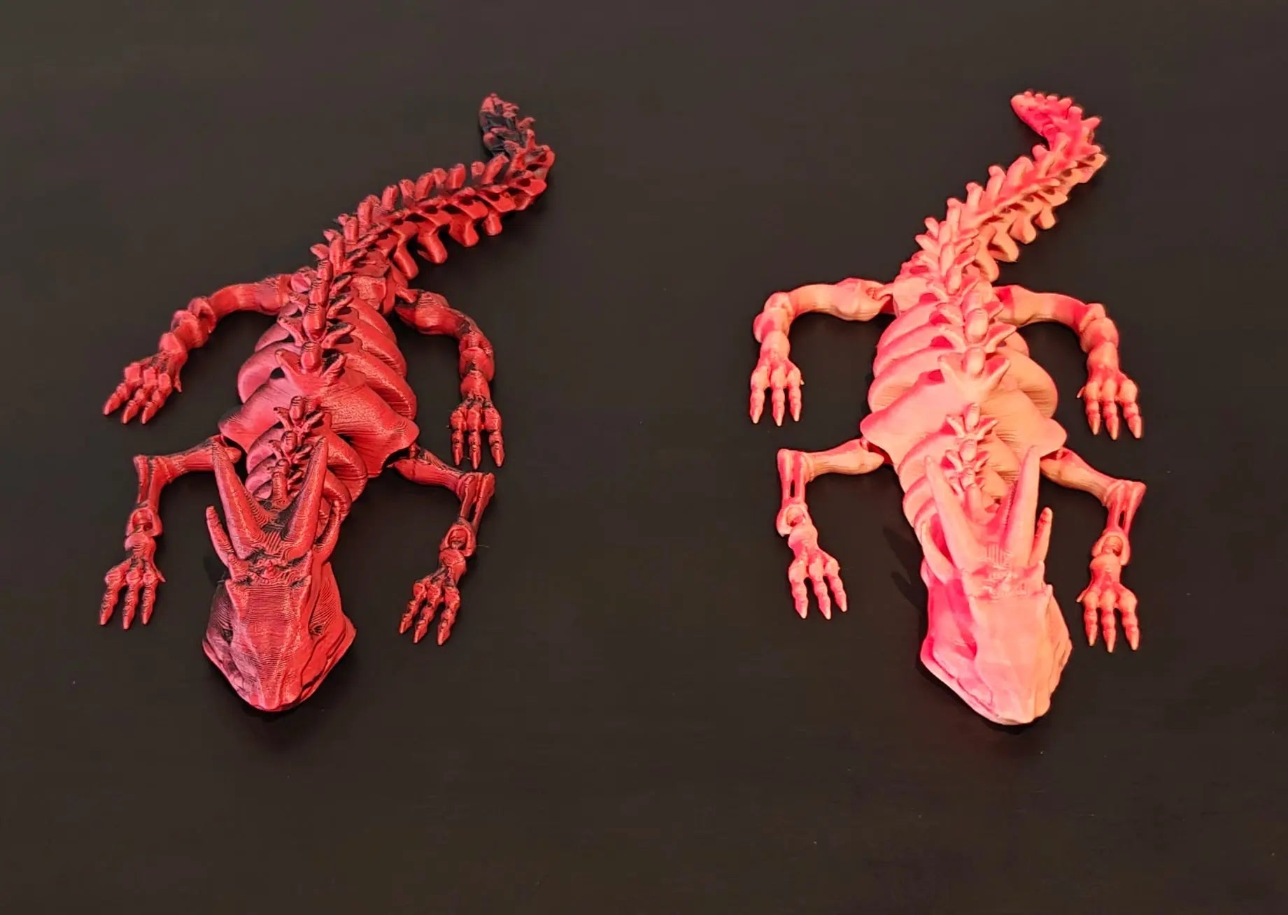 DRAGONIX - "Pete" väriä vaihtava Fidget lohikäärmeen luuranko (S 16cm), (M 24cm), (L 36cm) - PRINT NORDICA