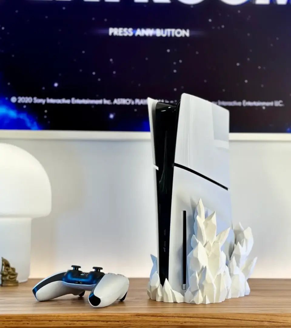 Playstation 5 pystyteline, kristalli - PRINT NORDICA